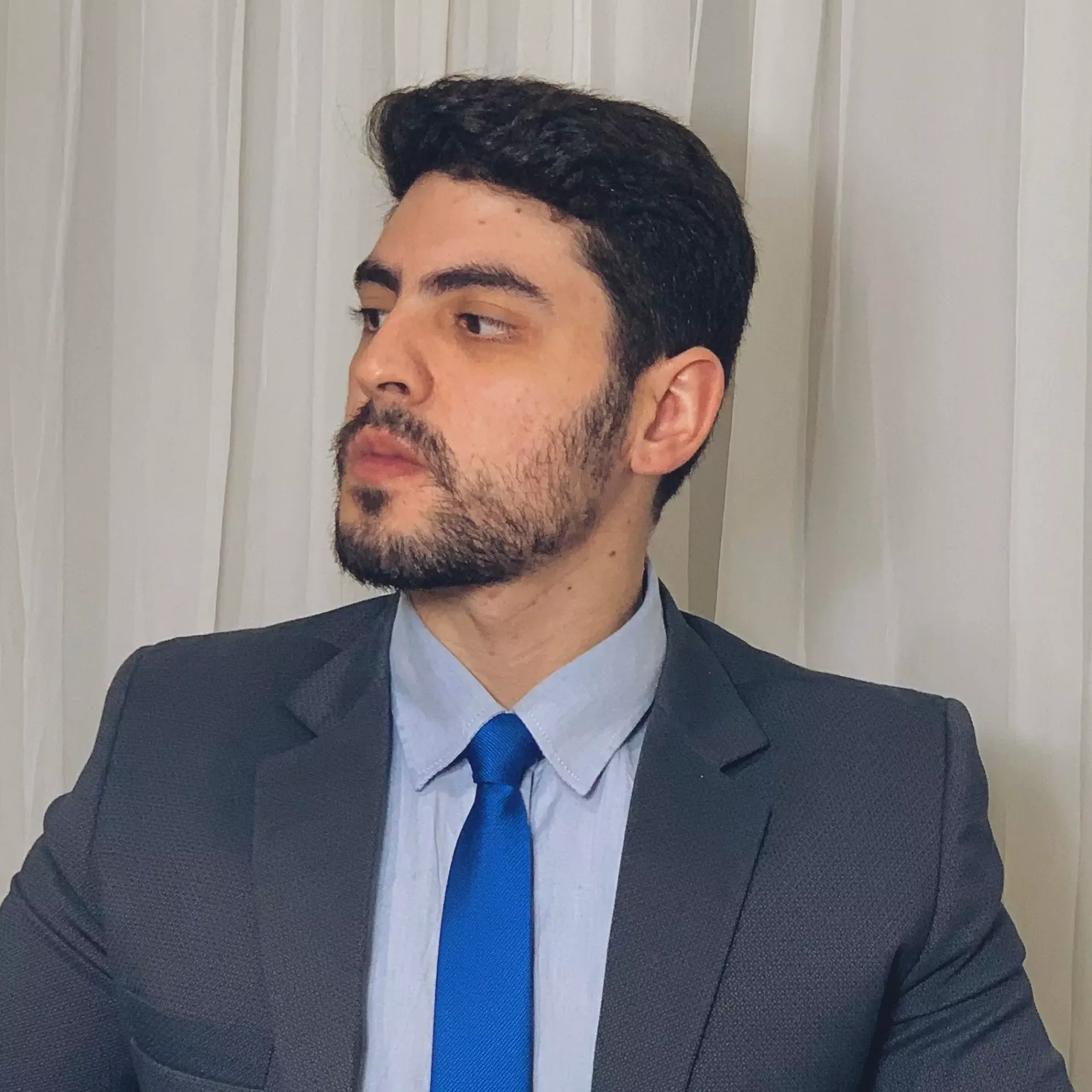 Dr. Davi Younes - Advogado Especialista em Direito Imobiliário